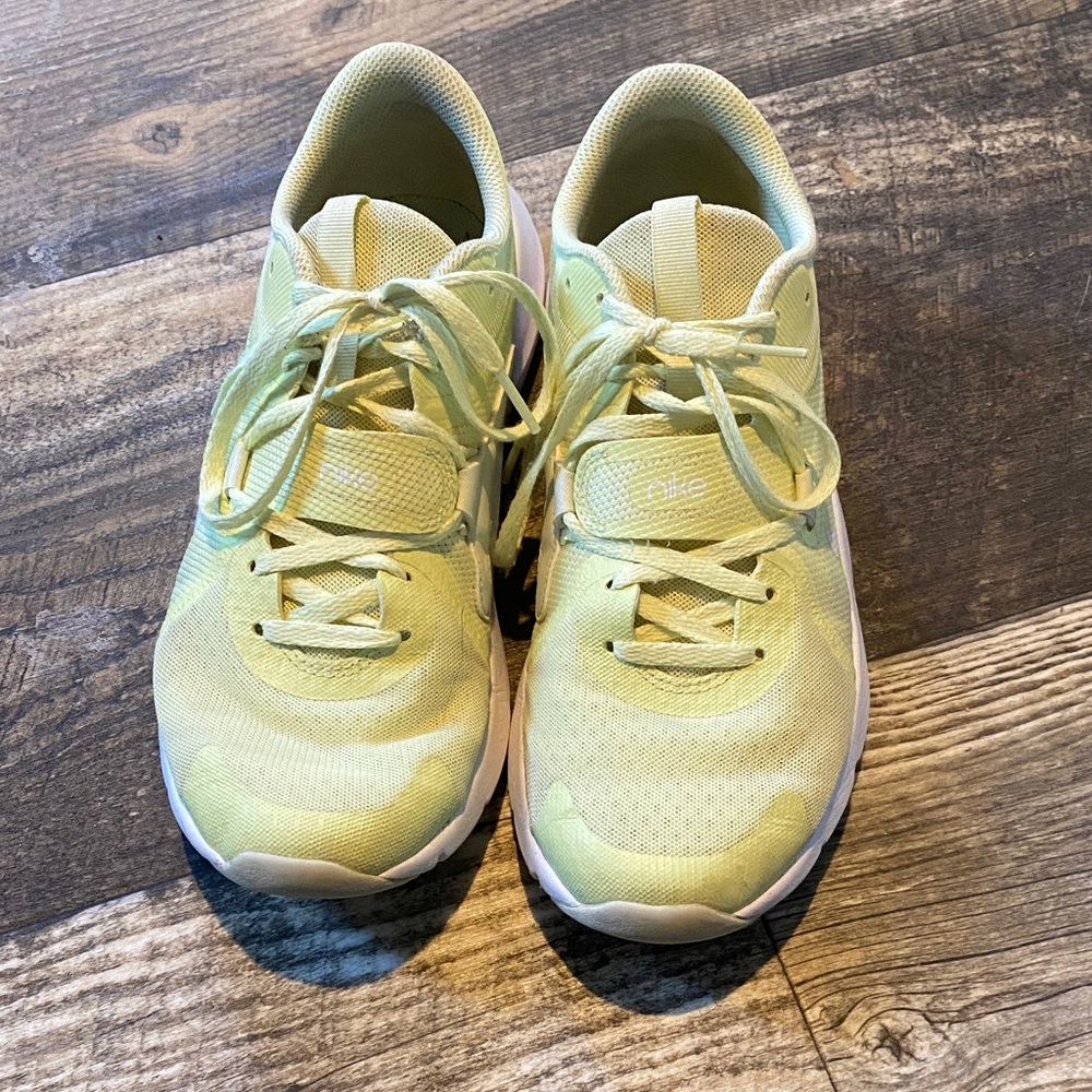 Nike Lemon Yellow Sneakers